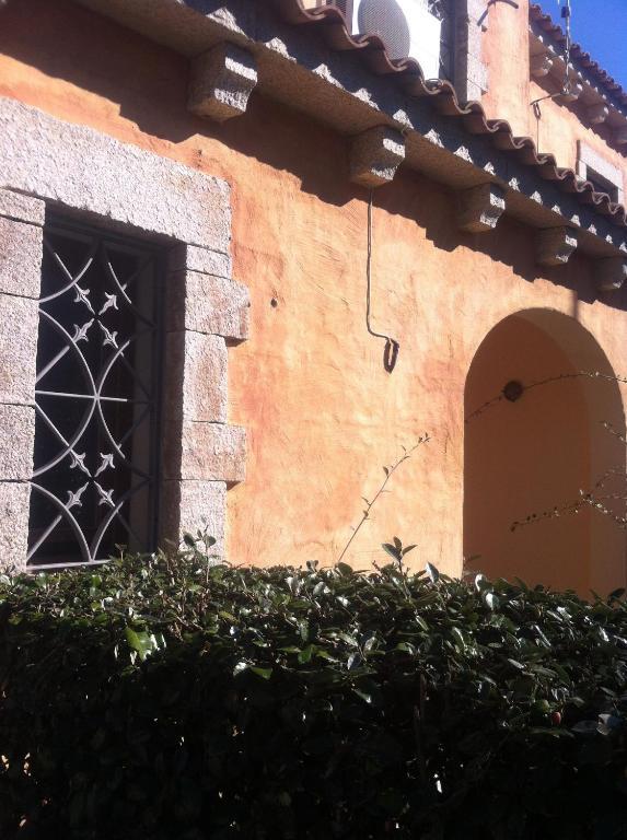 Il Faro San Teodoro Aparthotel Exteriör bild